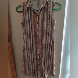 No boundaries button down dress size 7-9